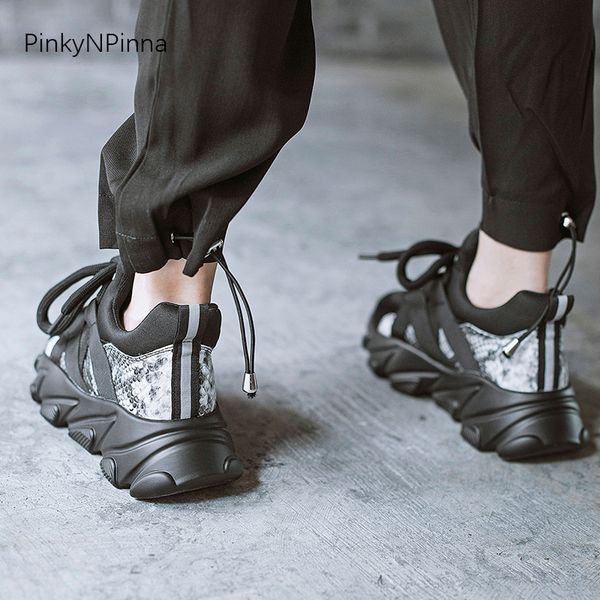 dark gothic style young women black sneakers super thick bottom light leather mesh python skin pattern school casual shoes 201012
dark gothic style young women black sneakers super thick bottom light leather mesh python skin pattern school casual shoes 201012