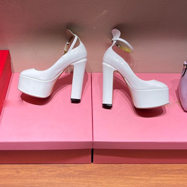 latest fashion dress shoes for women patent leather lady pumps designer round toes platform 15.5cm high heeled wedding party womens heels fa, Black
latest fashion dress shoes for women patent leather lady pumps designer round toes platform 15.5cm high heeled wedding party womens heels fa, Black