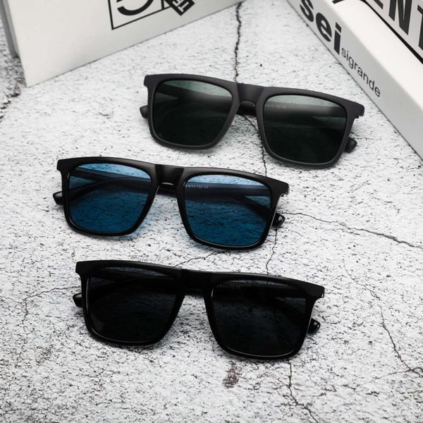 sports polarizing sunglasses cycling men's fishing net red street p women's gm glasses sunglasses 2020 new fashion, White;black
sports polarizing sunglasses cycling men's fishing net red street p women's gm glasses sunglasses 2020 new fashion, White;black