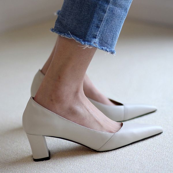 2020 in female genuine high-leather leather pumps thick office shoes pointed toe-to-toe women's footwear white-size spring 40 474j, Black
2020 in female genuine high-leather leather pumps thick office shoes pointed toe-to-toe women's footwear white-size spring 40 474j, Black