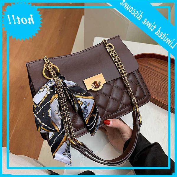 luxury design retro chain women shoulder crossbody 2020 new brand diamond lattice ladies messenger bags tote female purses
luxury design retro chain women shoulder crossbody 2020 new brand diamond lattice ladies messenger bags tote female purses