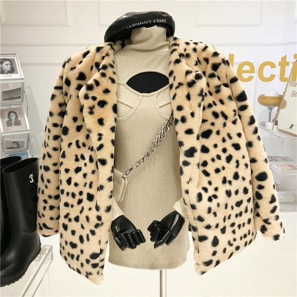 loose medium length plush suit coat women's autumn/winter 2021 new casual retro leopard print thick coat1, Black
loose medium length plush suit coat women's autumn/winter 2021 new casual retro leopard print thick coat1, Black