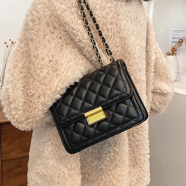 2021 vintage lingge chains women shoulder bags designer handbags luxury pu leather crossbody bag femaletote purses
2021 vintage lingge chains women shoulder bags designer handbags luxury pu leather crossbody bag femaletote purses