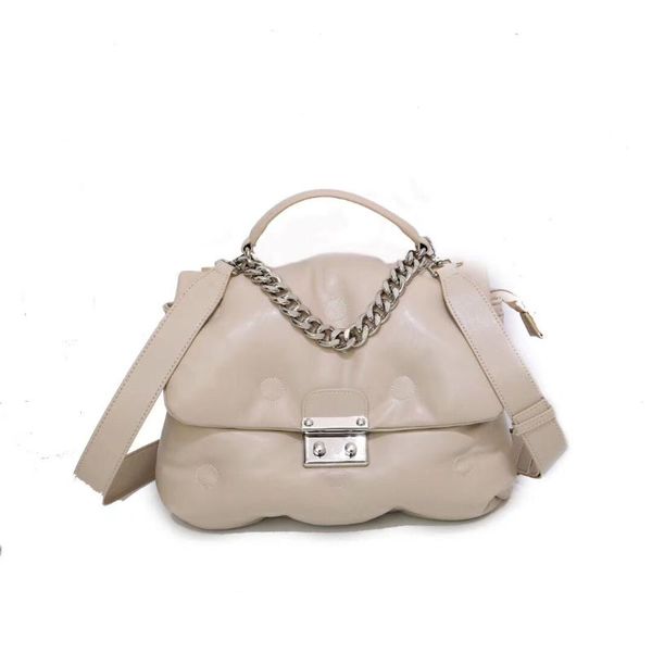 women's shoulder bag 2020 fashion chain designer handbags winter crossbody bags for women tote cluth
women's shoulder bag 2020 fashion chain designer handbags winter crossbody bags for women tote cluth