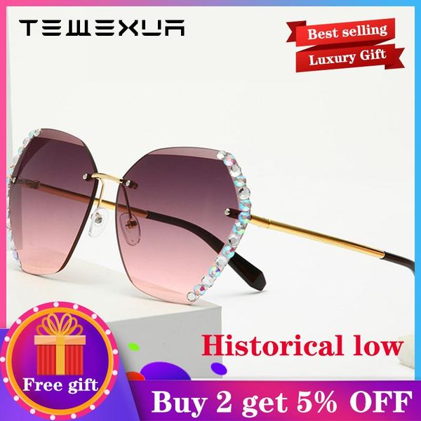 sunglasses tewexua brand 2021 fashion square rimless personality female frame inlaid diamond metal uv 400, White;black
sunglasses tewexua brand 2021 fashion square rimless personality female frame inlaid diamond metal uv 400, White;black