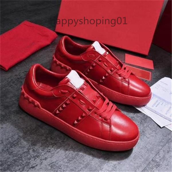2020 rockstud sneakers men's women's calfskin leather shoes platinum studded sneakers fashion lace-up casual shoes big size, Black
2020 rockstud sneakers men's women's calfskin leather shoes platinum studded sneakers fashion lace-up casual shoes big size, Black