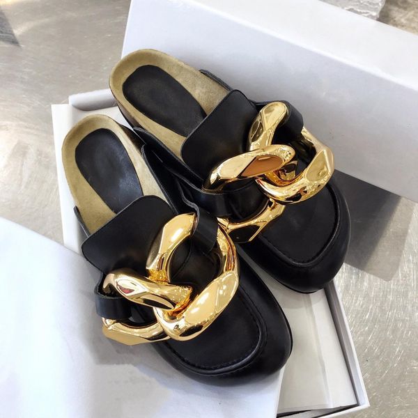 new ins wind slippers autumn ladies flat slippersmetal chain decoration square head ladies flat slippers black and white
new ins wind slippers autumn ladies flat slippersmetal chain decoration square head ladies flat slippers black and white