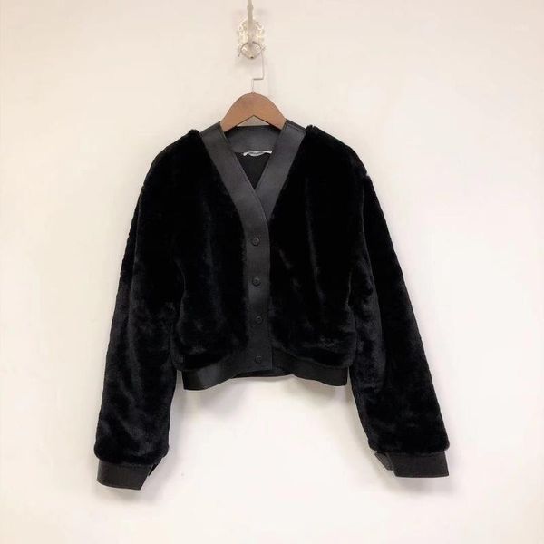 2021 early spring v-neck long-sleeved short artificial leather fur jacket outerwear1, Black
2021 early spring v-neck long-sleeved short artificial leather fur jacket outerwear1, Black