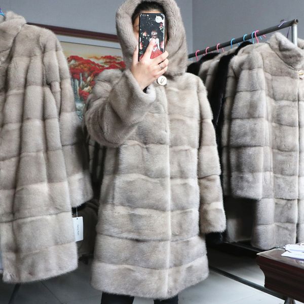 2020 new velvet luxury natural real mink fur coats women winter thick loose warm outwear plush hooded jacket female, Black
2020 new velvet luxury natural real mink fur coats women winter thick loose warm outwear plush hooded jacket female, Black