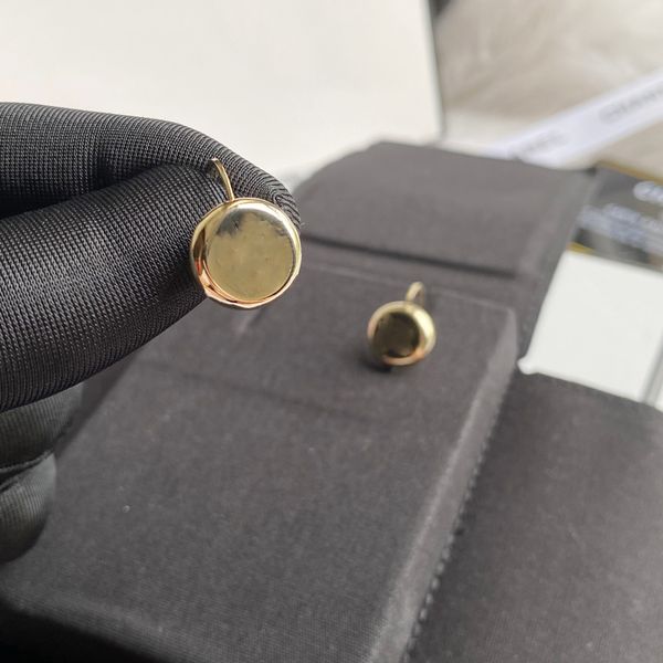 ladies designer earring round letter ear studs earrings fashion ear studs hook earring women jewelry accessary gifts, Golden;silver
ladies designer earring round letter ear studs earrings fashion ear studs hook earring women jewelry accessary gifts, Golden;silver