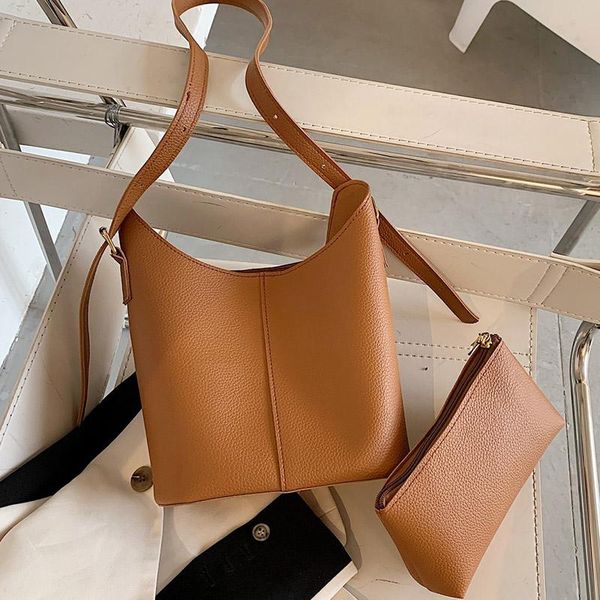 2020 pu handbag designer women shopping bag solid color shoulder pouch travel messenger bag bucket bags women hand tote
2020 pu handbag designer women shopping bag solid color shoulder pouch travel messenger bag bucket bags women hand tote