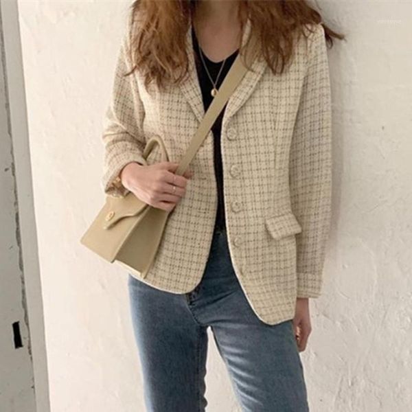 2020 fall winter wool crochet tweed short jacket button decoration runway women's loose braided jacket coat jacquard1, Black;brown
2020 fall winter wool crochet tweed short jacket button decoration runway women's loose braided jacket coat jacquard1, Black;brown