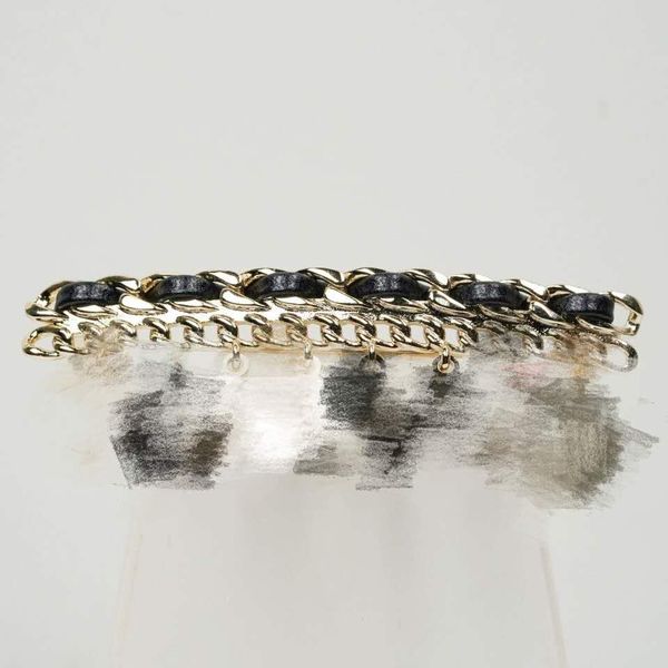 xiaoxiang creabrand designer brooches stylish alloy bow brooch crystal brooch pins women clothing suits accessories letter brooches jewelry, Gray 
xiaoxiang creabrand designer brooches stylish alloy bow brooch crystal brooch pins women clothing suits accessories letter brooches jewelry, Gray