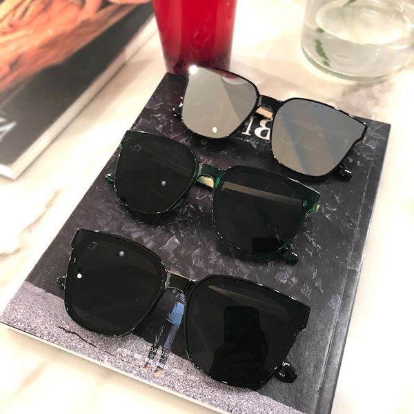 new mesh red round korean tide gm glasses small face sunglasses women anti ultraviolet 2019, White;black
new mesh red round korean tide gm glasses small face sunglasses women anti ultraviolet 2019, White;black
