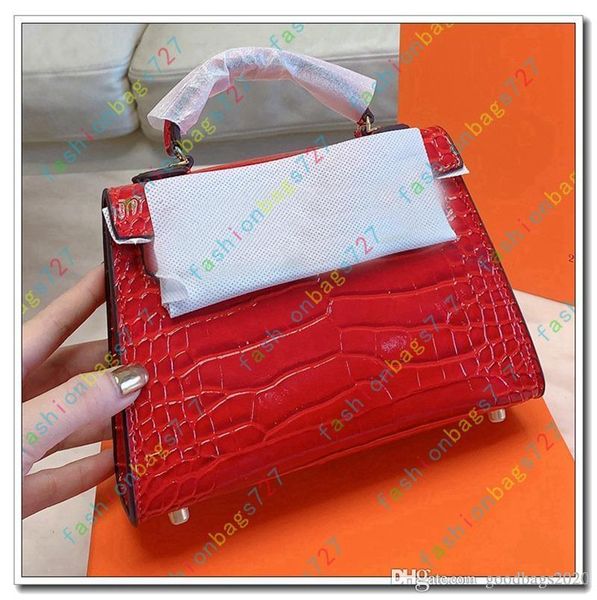 new fashion designer women flap handbags single golden shoulder bags mini cross body handbags leather wallet purse clutch h mini 191030
new fashion designer women flap handbags single golden shoulder bags mini cross body handbags leather wallet purse clutch h mini 191030