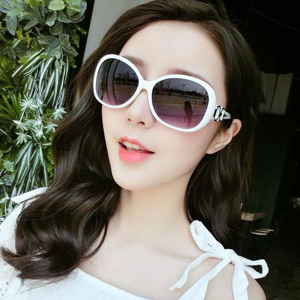 новый cooyoung new мода урожай круглый женщины вс женщины brand cолнцезащитные очки женские glasses5
новый cooyoung new мода урожай круглый женщины вс женщины brand cолнцезащитные очки женские glasses5