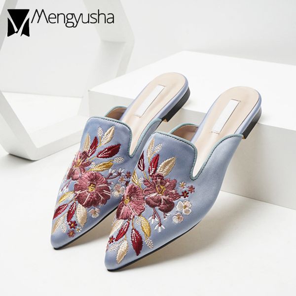 silk embroidery mules shoes woman brand luxury slippers flats pointed toe slides floral home slippers cozy slip on flip flops x1020, Black
silk embroidery mules shoes woman brand luxury slippers flats pointed toe slides floral home slippers cozy slip on flip flops x1020, Black