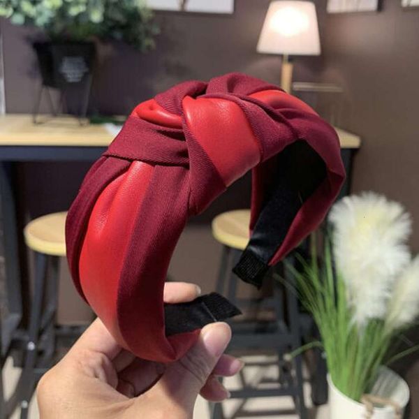 new fashion women hairband leather patchwork headband soft twill fabric headwear hair hoop turban girls hair accessories, Silver
new fashion women hairband leather patchwork headband soft twill fabric headwear hair hoop turban girls hair accessories, Silver