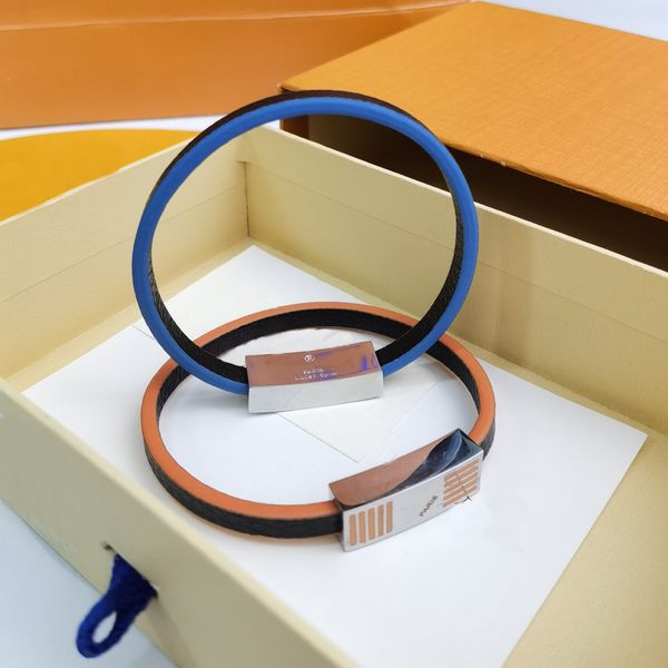 2021 europe america fashion men lady women enamel engraved v letter silver-colour hardware edge it leather bracelet bangle 2 color, Black
2021 europe america fashion men lady women enamel engraved v letter silver-colour hardware edge it leather bracelet bangle 2 color, Black