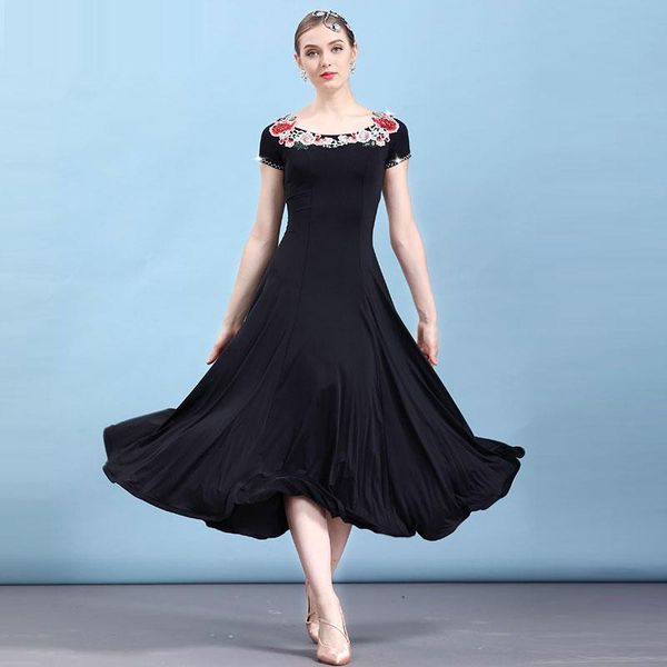 stage wear women short sleeve ballroom dance dress practice or performance big expansion long spandex 3 colors bd011, Black;red
stage wear women short sleeve ballroom dance dress practice or performance big expansion long spandex 3 colors bd011, Black;red