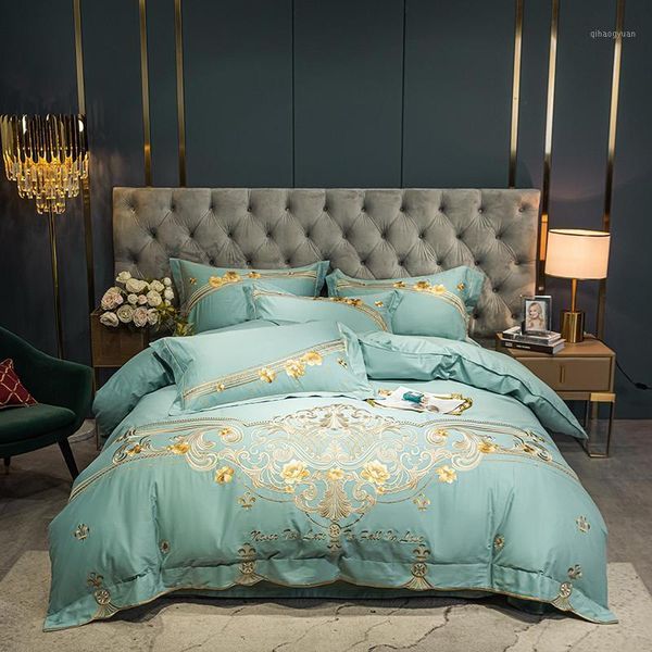 green sanding bedding set embroidery duvet cover set long-staple cotton pillowcases king size bed bed linen 4pcs 2020 new1
green sanding bedding set embroidery duvet cover set long-staple cotton pillowcases king size bed bed linen 4pcs 2020 new1