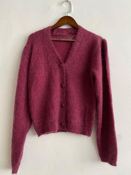 women v-neck knitted cardigan 2020 new half sleeve female knitwear lady sweet sweater outwear top, White
women v-neck knitted cardigan 2020 new half sleeve female knitwear lady sweet sweater outwear top, White