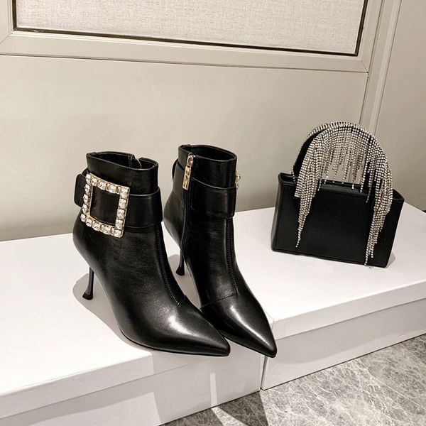 2021 fashion designer boots elegant winter brands women knee boot high heels lady combat booties party wedding, Black
2021 fashion designer boots elegant winter brands women knee boot high heels lady combat booties party wedding, Black