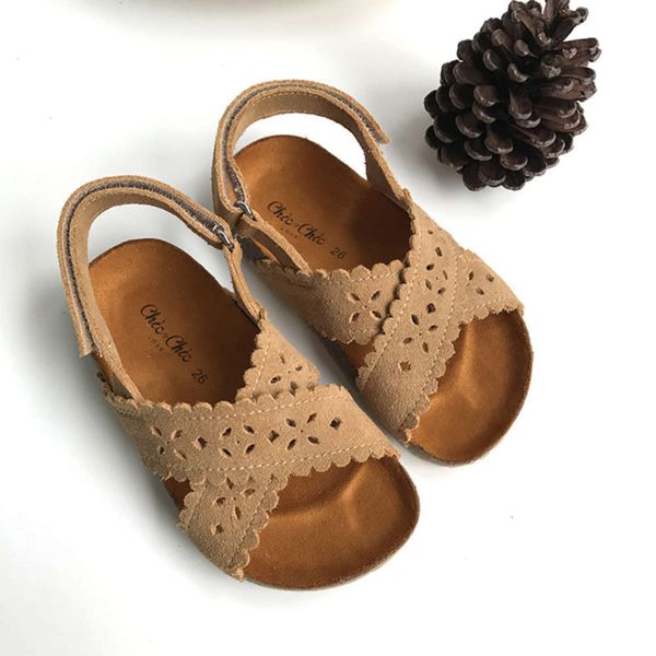 end pp hollow high cross with velcro cork toe cowhide sandals for boys and girls, Black;red
end pp hollow high cross with velcro cork toe cowhide sandals for boys and girls, Black;red