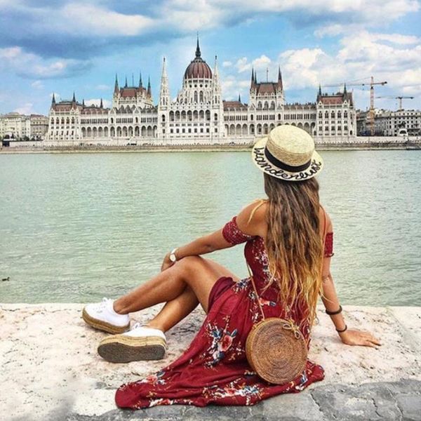 fashion round straw bags women summer rattan bag handmade beach cross body bag circle bohemia handbag bali box dropshipping
fashion round straw bags women summer rattan bag handmade beach cross body bag circle bohemia handbag bali box dropshipping