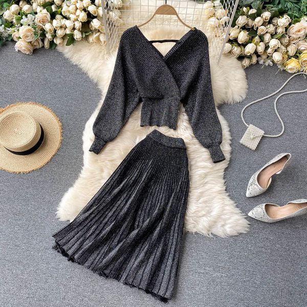 2021 new singiny bright female autumn knitting skirt elastic puff long sleeves warm knitted shirt pieces together 2qwa, Gray
2021 new singiny bright female autumn knitting skirt elastic puff long sleeves warm knitted shirt pieces together 2qwa, Gray