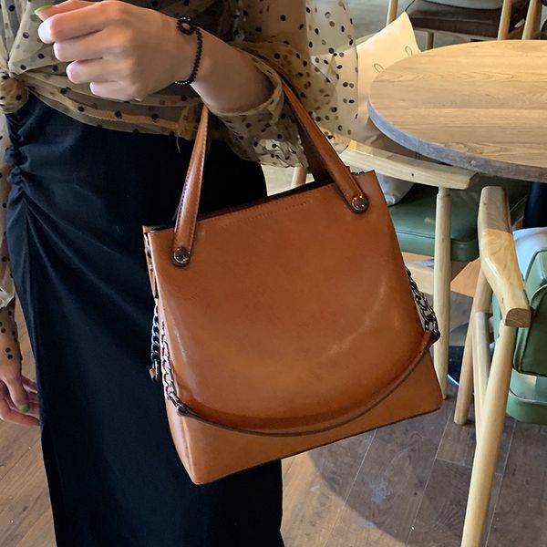 leather luxury handbags women bags 2020 fashion shoulder bag designer crossbody messenger bags for women purse
leather luxury handbags women bags 2020 fashion shoulder bag designer crossbody messenger bags for women purse