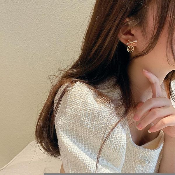 timeonly funny shinning rhinestone smile earrings for women pearl crossed bowknot hollow face drop dangle earrings oorbellen, Silver
timeonly funny shinning rhinestone smile earrings for women pearl crossed bowknot hollow face drop dangle earrings oorbellen, Silver