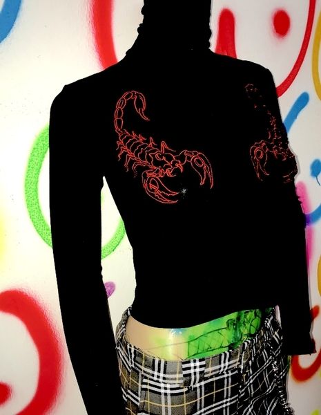 omighty scorpion turtleneck in black embriodery red block slim long sleeve t shirt harajuku tshirt t200110, White
omighty scorpion turtleneck in black embriodery red block slim long sleeve t shirt harajuku tshirt t200110, White