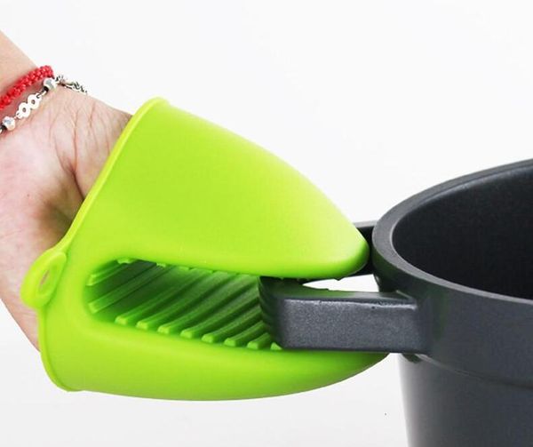 silicone insulated glove kitchen tool heat resistant gloves oven pot holder bbq baking cooking mitts anti slip finger grip
silicone insulated glove kitchen tool heat resistant gloves oven pot holder bbq baking cooking mitts anti slip finger grip
