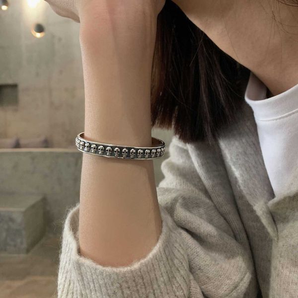 2020 new 925 men's and women's jewelry thai silver skull open bracelet hip hop, Slivery;golden
2020 new 925 men's and women's jewelry thai silver skull open bracelet hip hop, Slivery;golden
