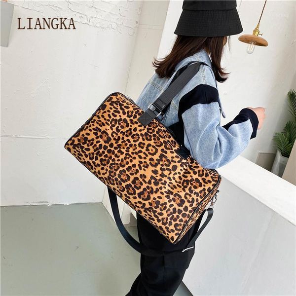 2020 gym bag leather lady travel luggage bag shoes pocket sports for women fitness shoulder g06171
2020 gym bag leather lady travel luggage bag shoes pocket sports for women fitness shoulder g06171