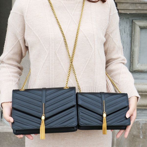 designer luxury women's bag black texture sen simple pendant single shoulder slung chain bag envelope tassel messenger
designer luxury women's bag black texture sen simple pendant single shoulder slung chain bag envelope tassel messenger