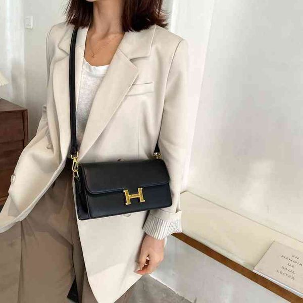 2022 factory wholesale handbag small square single shoulder chain atmosphere simple solid color trend women's bag
2022 factory wholesale handbag small square single shoulder chain atmosphere simple solid color trend women's bag