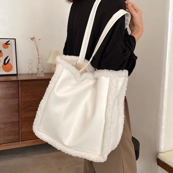 shoulder bags winter fashion bag pu leather large capacity female tote casual plush handbag messenger soft warm
shoulder bags winter fashion bag pu leather large capacity female tote casual plush handbag messenger soft warm