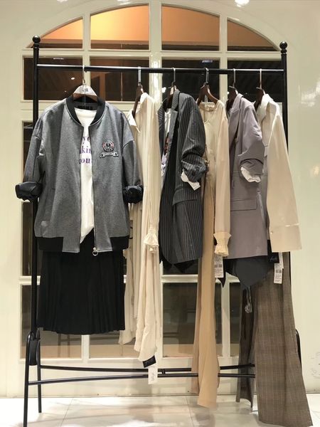 621-630 only no refund exchange only booth no returns or exchanges on august 14the stall will not be refunded or exchanged 35.9 v0clv, Black;gray
621-630 only no refund exchange only booth no returns or exchanges on august 14the stall will not be refunded or exchanged 35.9 v0clv, Black;gray