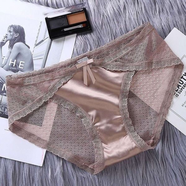 underwear women's luxury satin lace edge transparent mesh traceless middle waistband hip briefs, Black;pink
underwear women's luxury satin lace edge transparent mesh traceless middle waistband hip briefs, Black;pink