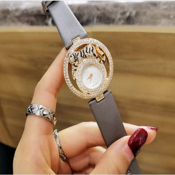 rose gold diamond watch ladies fashion luxury quartz watch ladies gift dress elegant watch waterproof designer casual watches 357, Slivery;brown
rose gold diamond watch ladies fashion luxury quartz watch ladies gift dress elegant watch waterproof designer casual watches 357, Slivery;brown