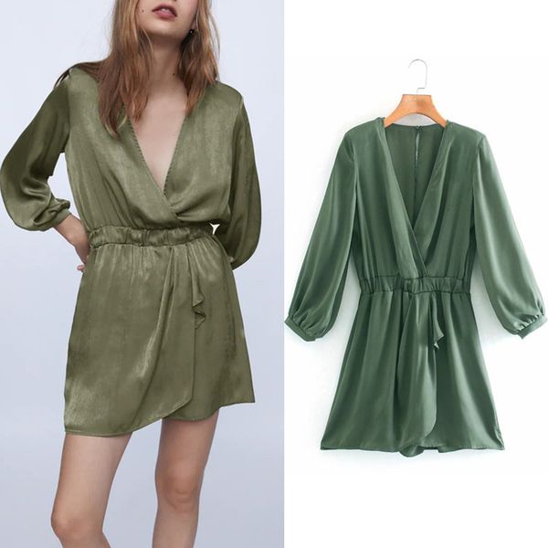 2021 new green satin mini women long sleeve v-neck wrap short dress woman summer elastic waistband casual ladies dresses r0uq, Black;gray
2021 new green satin mini women long sleeve v-neck wrap short dress woman summer elastic waistband casual ladies dresses r0uq, Black;gray