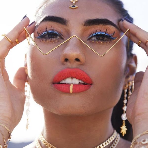fashion sunglasses frames 2021 diamond steampunk triangle eyeglasses for women men eyewear decoration, Black
fashion sunglasses frames 2021 diamond steampunk triangle eyeglasses for women men eyewear decoration, Black