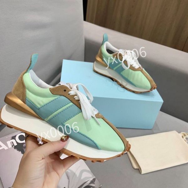 2021 spring and autumn small white 35-44 shoes women's new high canvas shoes girls' fashion vulcanized casua ly211128, Red;white
2021 spring and autumn small white 35-44 shoes women's new high canvas shoes girls' fashion vulcanized casua ly211128, Red;white