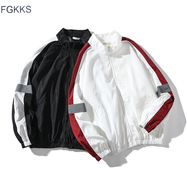 fgkks fashion trend men casual jacket spring brand men's splice stand collar jacket male jogging windproof jackets coat 201118, Black;brown
fgkks fashion trend men casual jacket spring brand men's splice stand collar jacket male jogging windproof jackets coat 201118, Black;brown