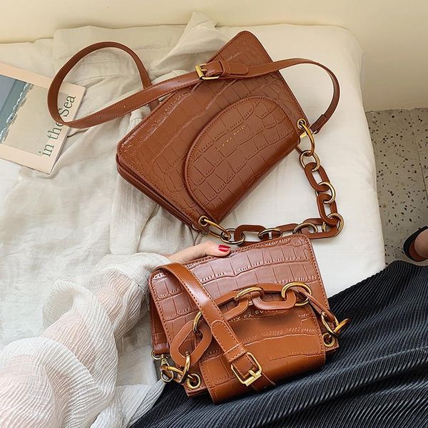 роскошный дизайн цепи сумки женщины crossbody сумки 2020 повелительниц способа плеча сумки женские кошельки вскользь totes
роскошный дизайн цепи сумки женщины crossbody сумки 2020 повелительниц способа плеча сумки женские кошельки вскользь totes