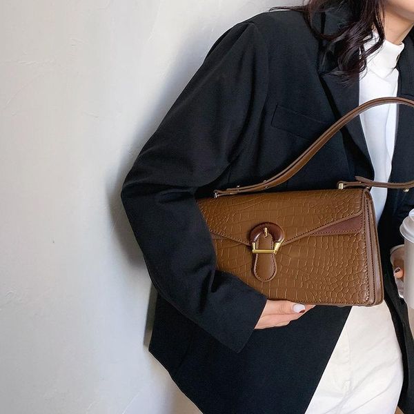 cross body 2021 autumn and winter trendy wild one-shoulder armpit bag fashion lady stone pattern western style messenger female
cross body 2021 autumn and winter trendy wild one-shoulder armpit bag fashion lady stone pattern western style messenger female