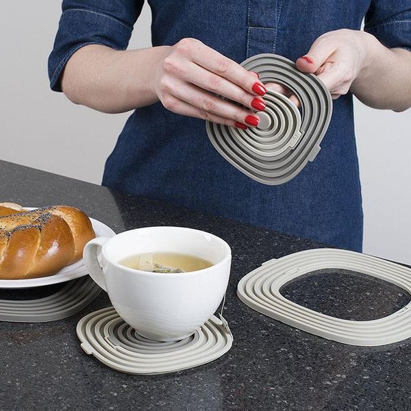 round heat resistant silicone mat non-slip insulation cup placemat mat placemat for dining table coasters kitchen accessories
round heat resistant silicone mat non-slip insulation cup placemat mat placemat for dining table coasters kitchen accessories