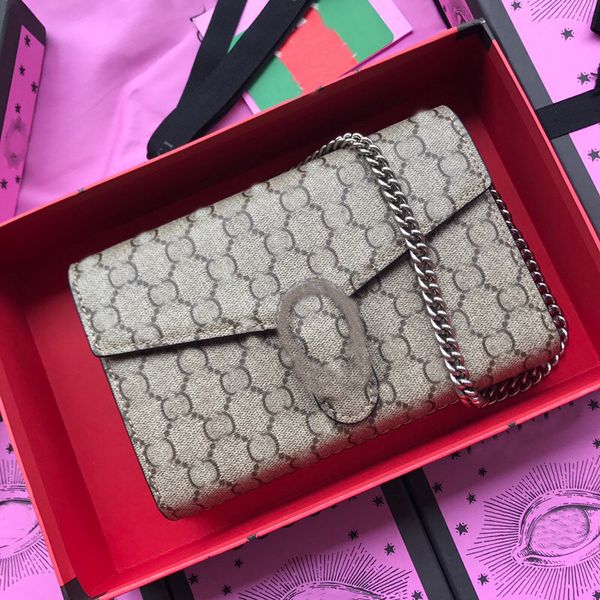 новые известные моды дамы маленькие цепи сумки посылки сумка женщины crossbody мультфильм горячая распродажа англия стиль кошелек
новые известные моды дамы маленькие цепи сумки посылки сумка женщины crossbody мультфильм горячая распродажа англия стиль кошелек
